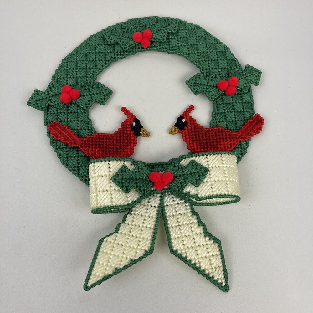 VTG XMAS Plastic Canvas Needlepoint Wreath Decor Door Wall Hanger Cardinal Bird